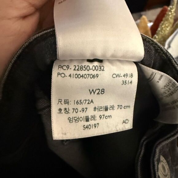 Levi 721 High Rise Skinny Jeans Black Frey Bottom Distressed Women's Size 8 - Picture 12 of 15